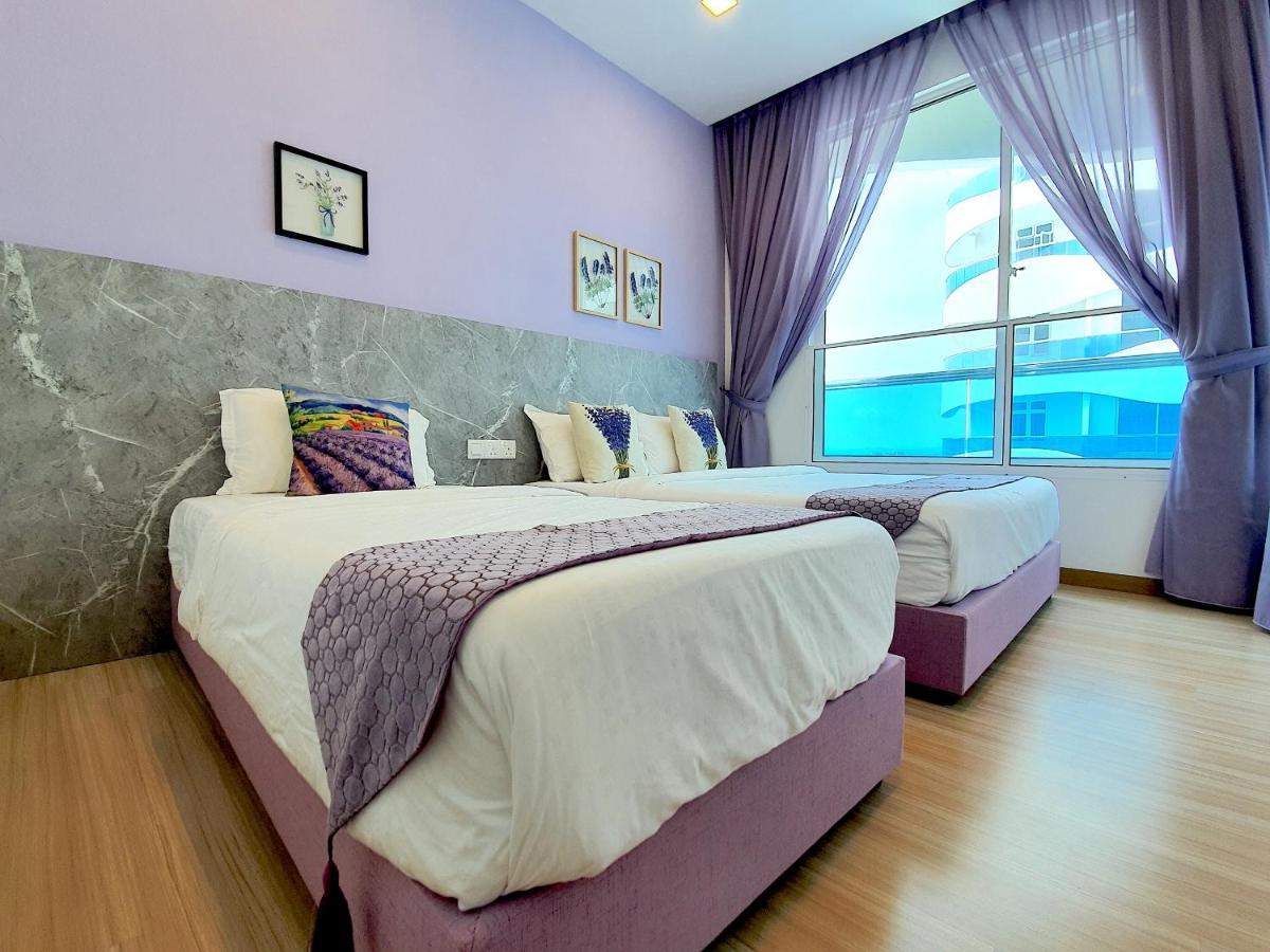 The Wave Suites Melaka Exterior photo