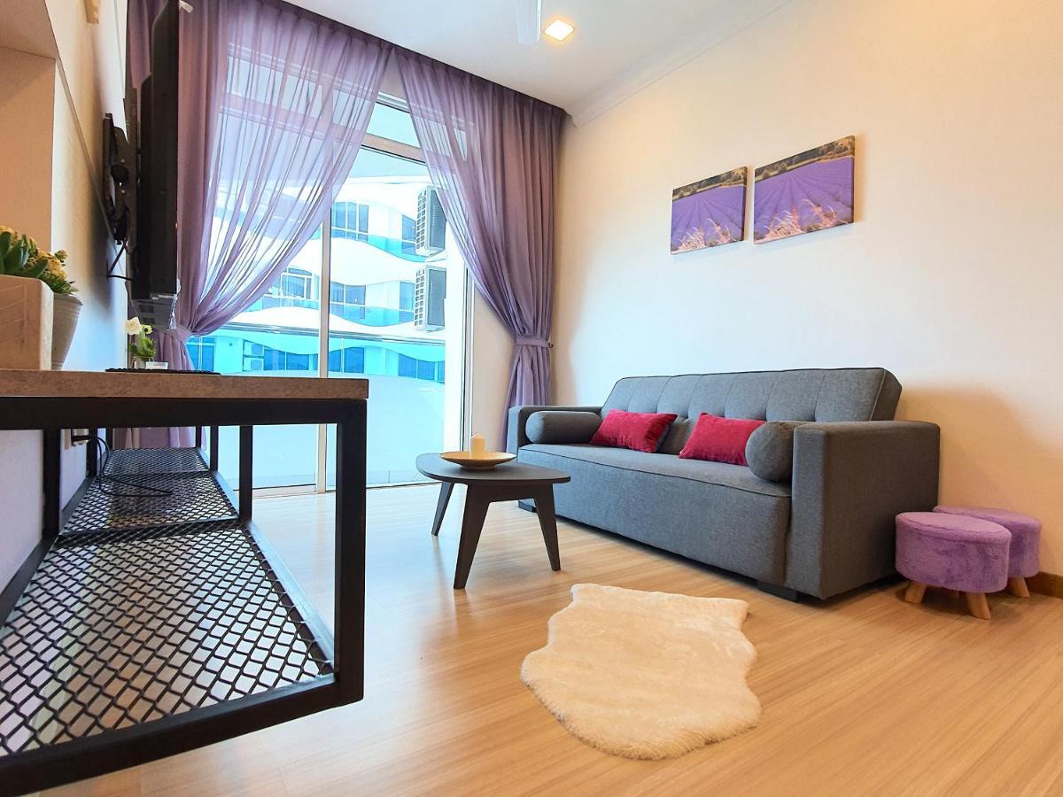 The Wave Suites Melaka Exterior photo