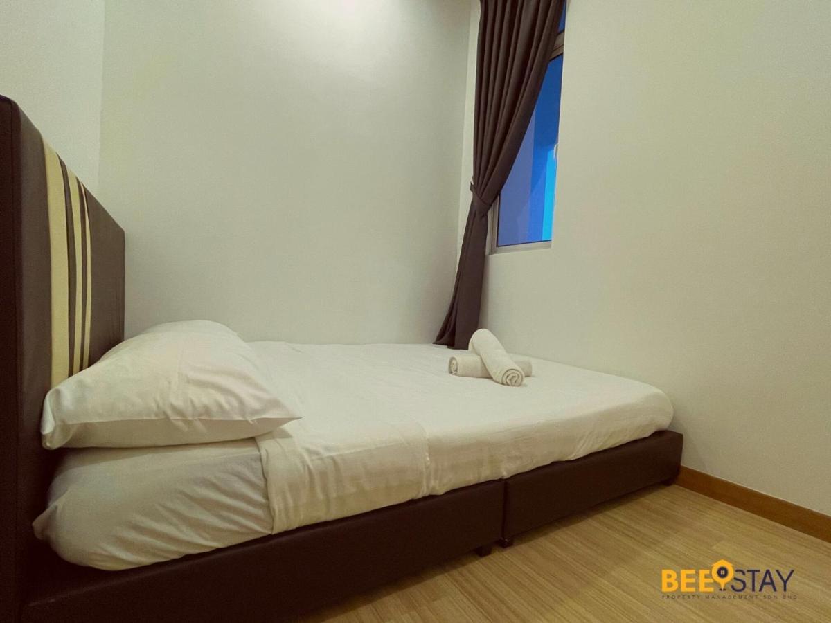 The Wave Suites Melaka Exterior photo