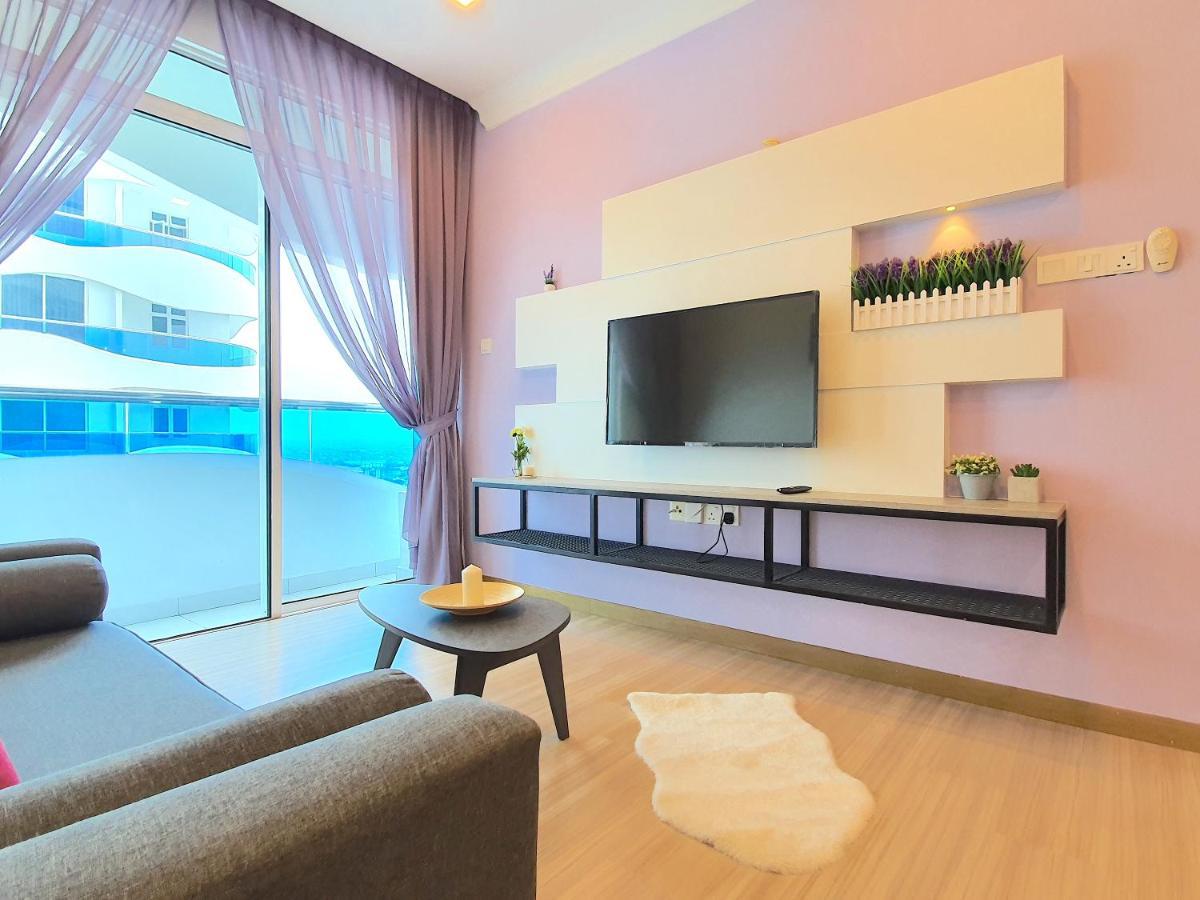 The Wave Suites Melaka Exterior photo