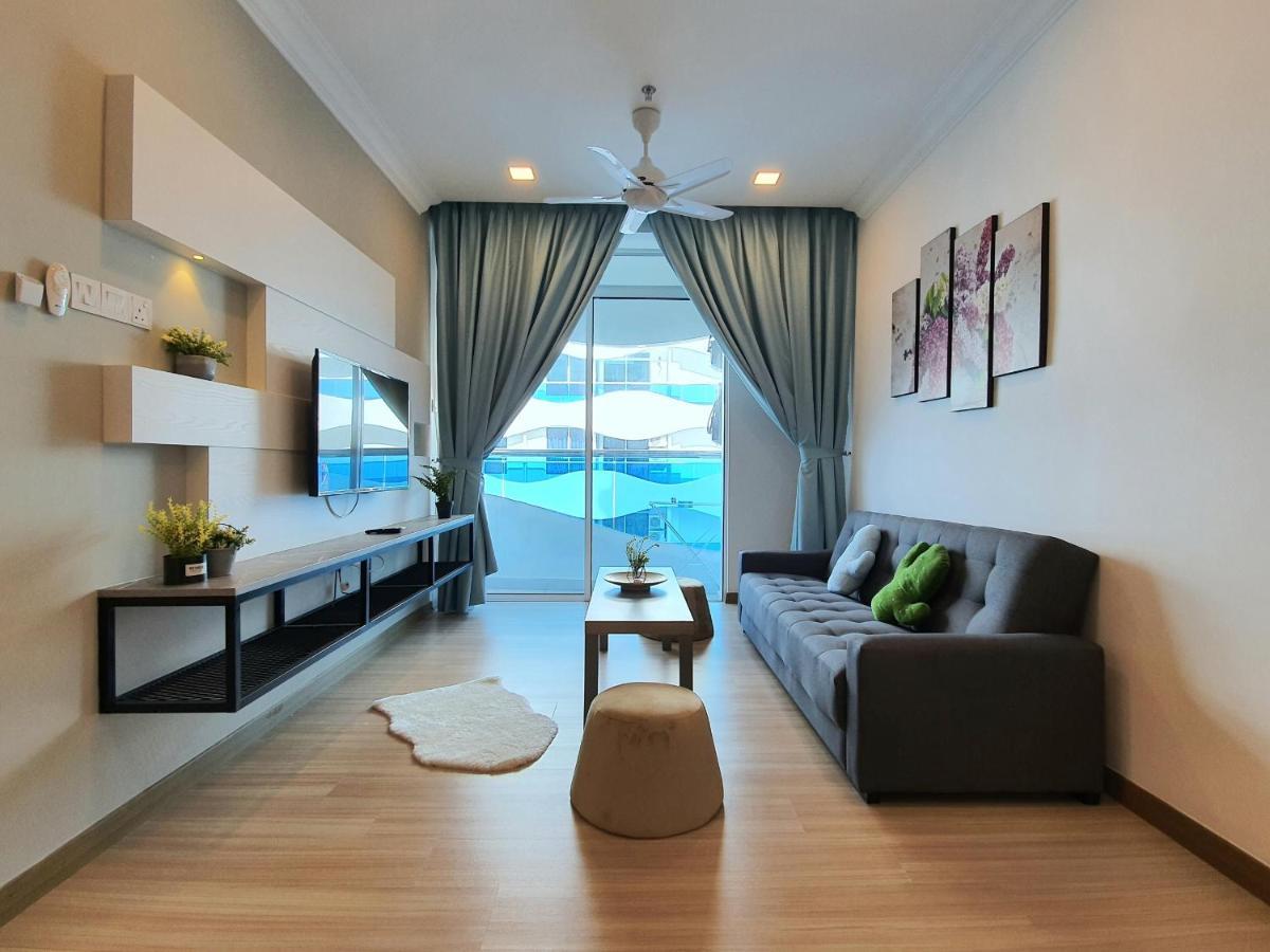 The Wave Suites Melaka Exterior photo