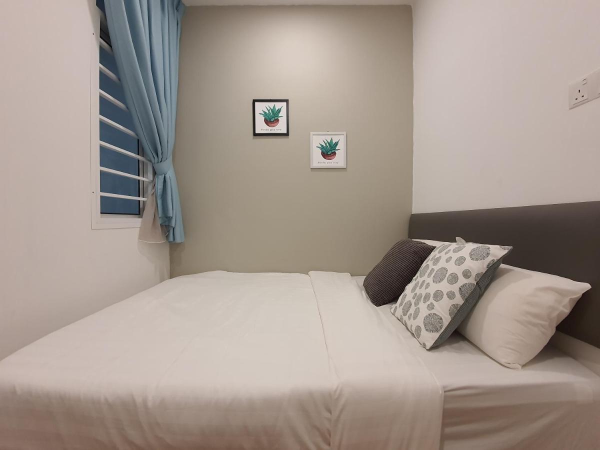 The Wave Suites Melaka Exterior photo