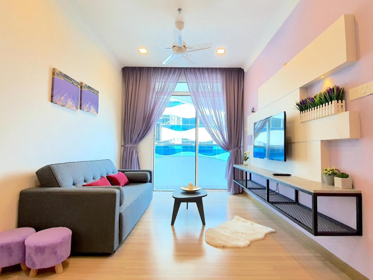 The Wave Suites Melaka Exterior photo