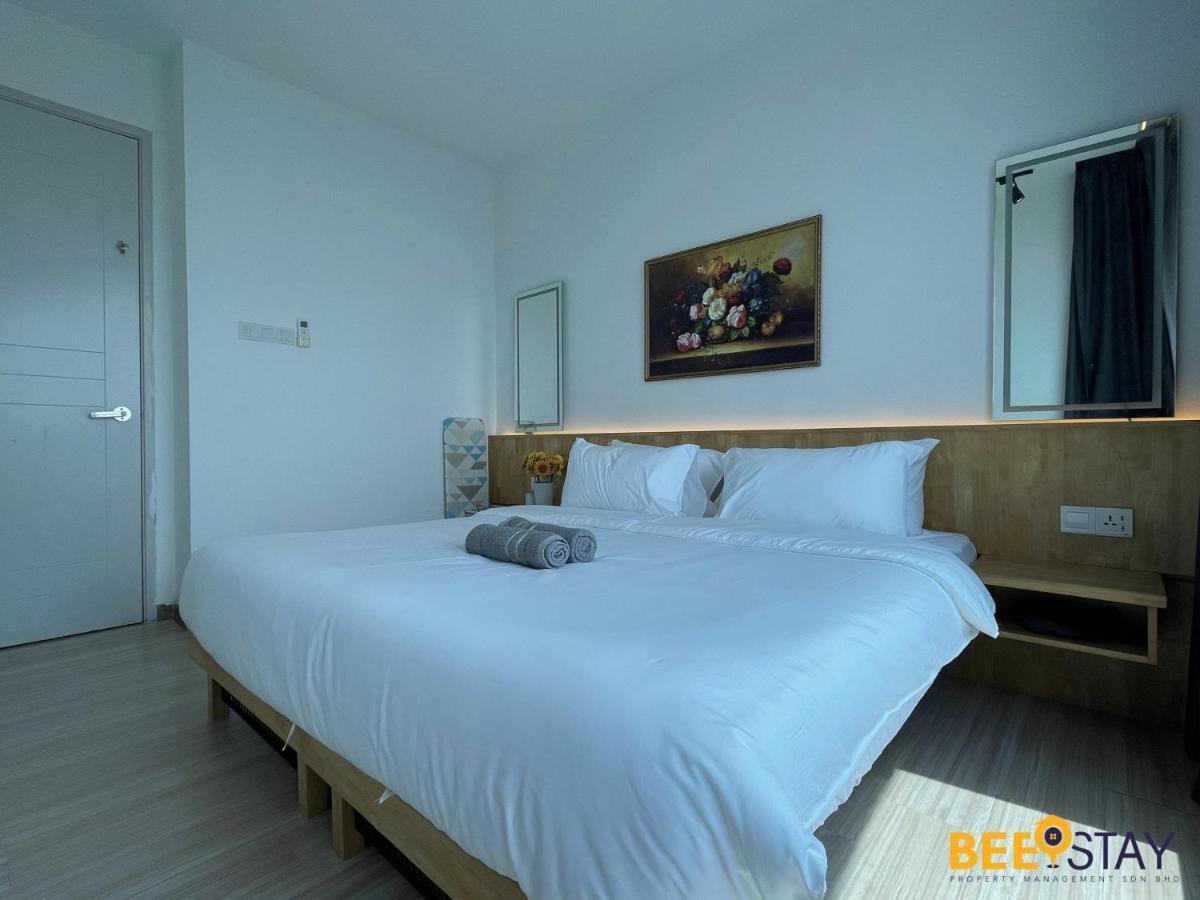 The Wave Suites Melaka Exterior photo