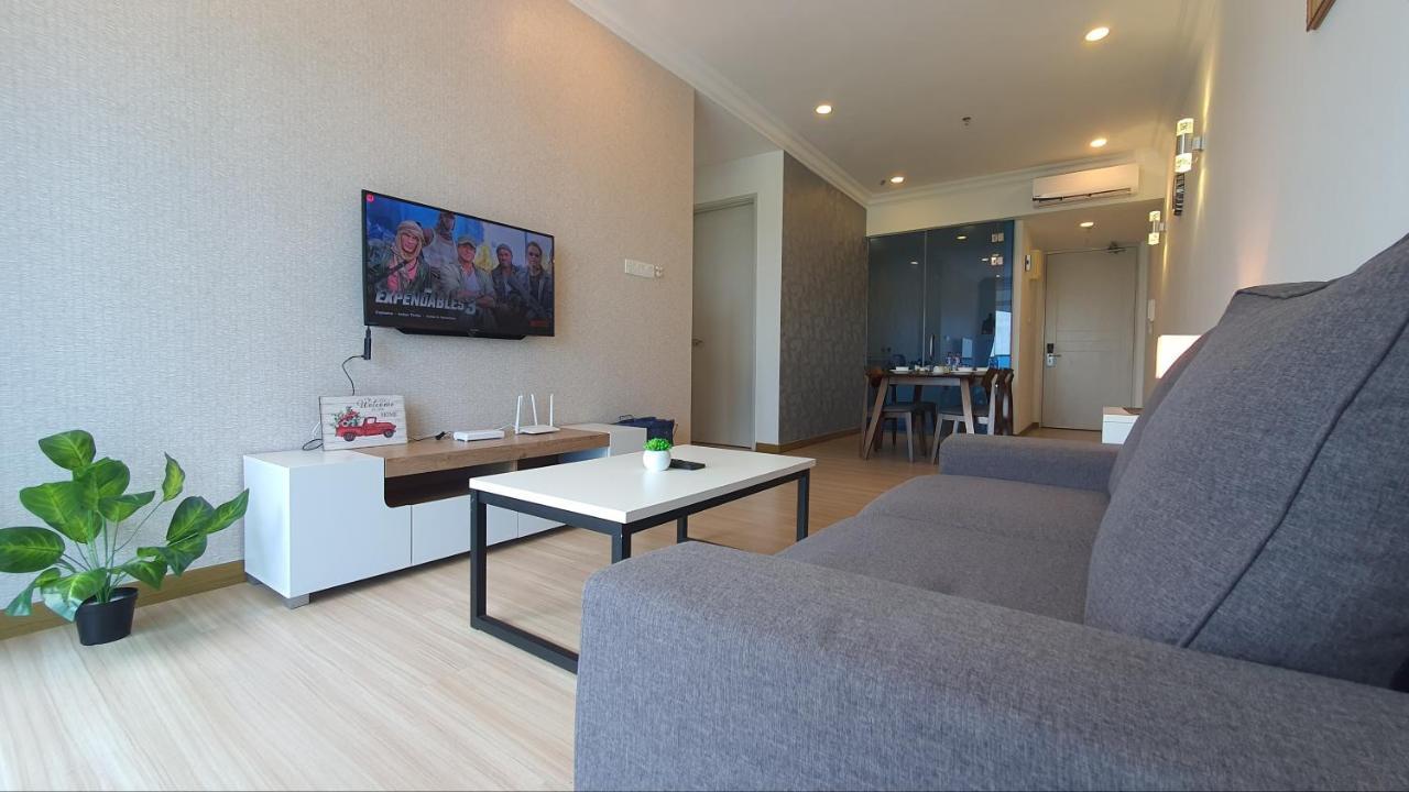 The Wave Suites Melaka Exterior photo